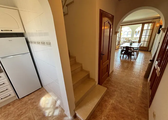 Апартаменты Torre Almadrava Primera Linea Serviden